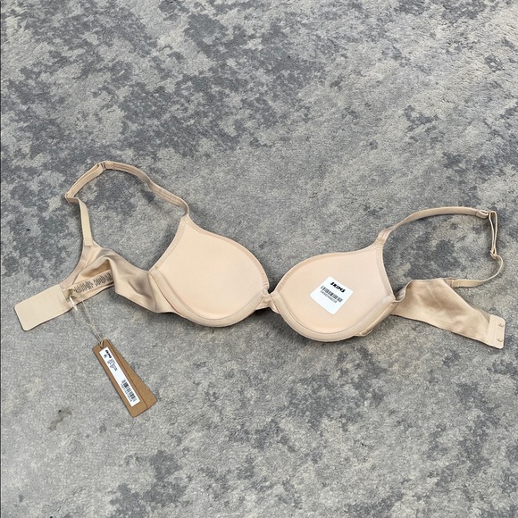 NWT Skims Ultimate Nipple Push Up Bra Sand Beige Sz 34A - Picture 6 of 9